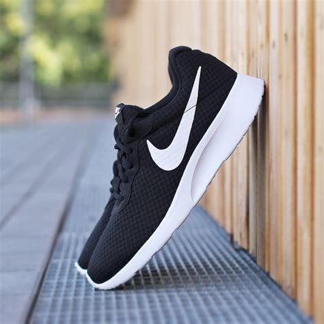 nike schuhe herren aus usa bestellen